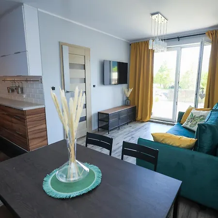 Komandorski Przy Aquaparku * Reda