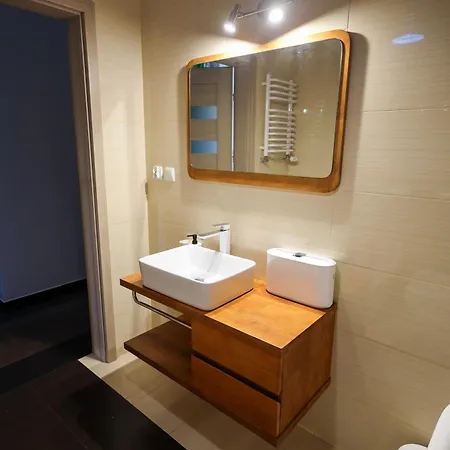 Lägenhet Komandorski Przy Aquaparku