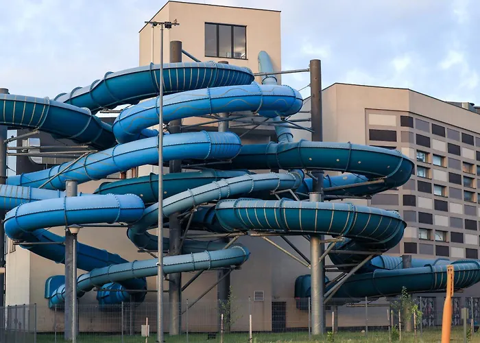 Komandorski Przy Aquaparku Reda