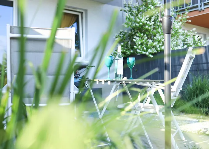 Komandorski Przy Aquaparku Lägenhet Reda